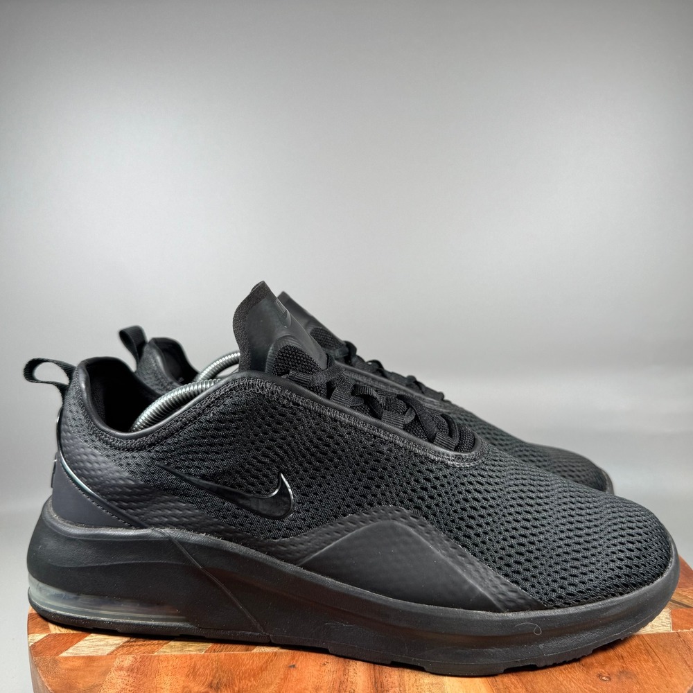 Nike Air Max Motion 2 Mens 11.5 Triple Black Running Shoes AO0266-004